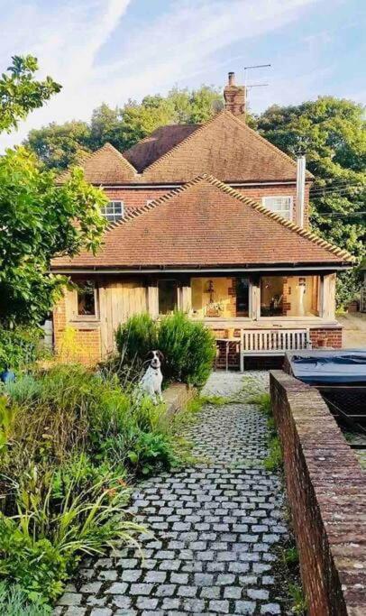 Nature Charm & Fruit Delights, Multi-Generation Celebratory Home -Try, Relax, Repeat - Sellindge Ashford  Exteriér fotografie
