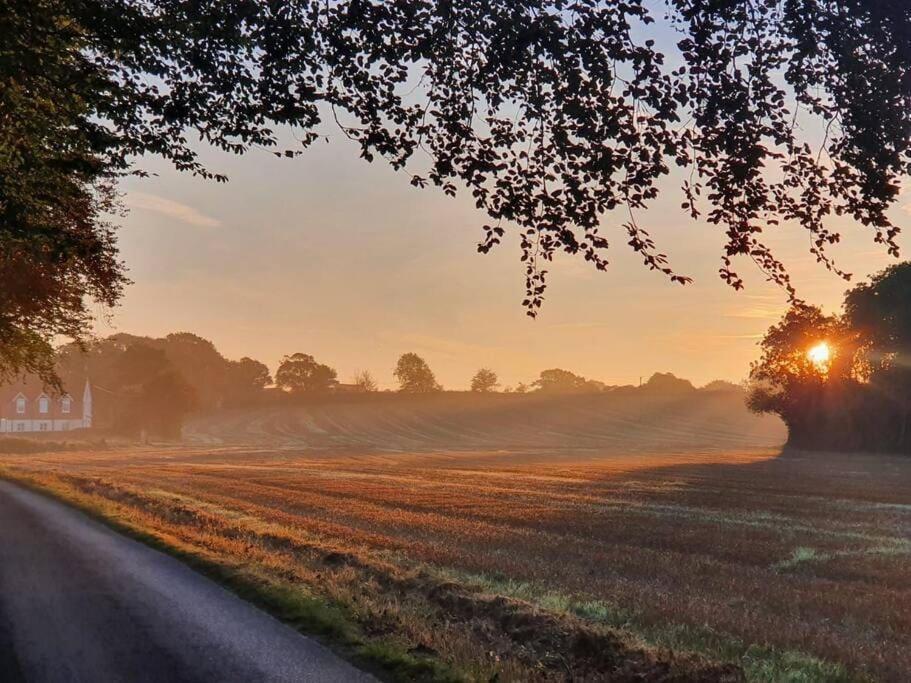 Nature Charm & Fruit Delights, Multi-Generation Celebratory Home -Try, Relax, Repeat - Sellindge Ashford  Exteriér fotografie