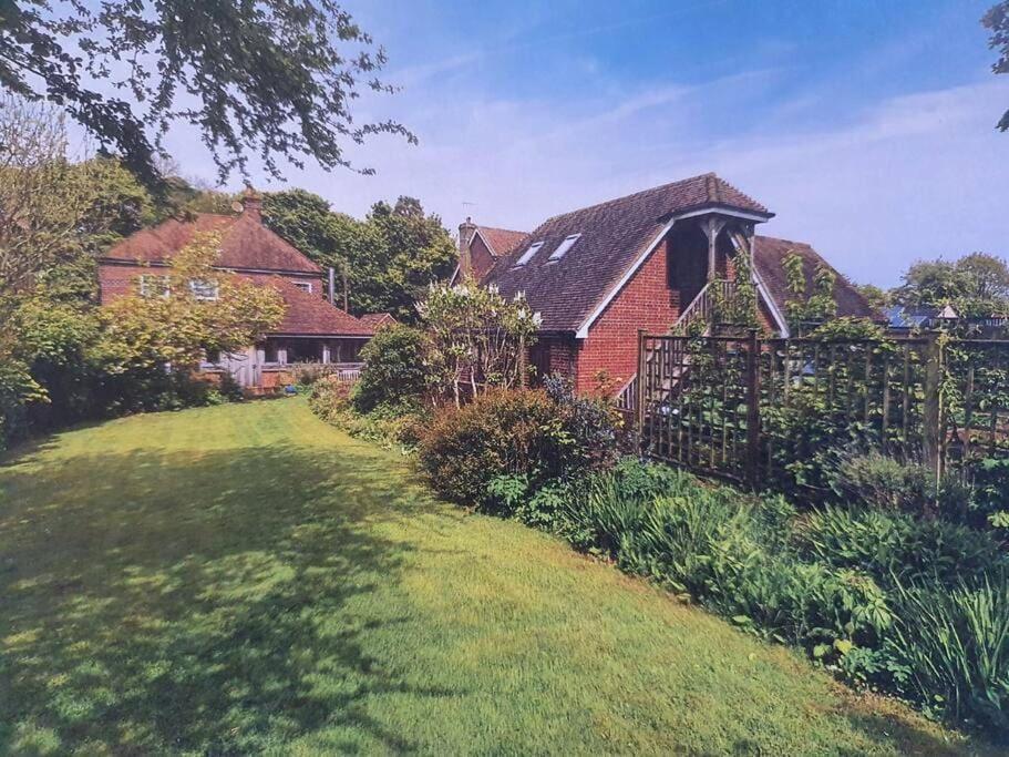 Nature Charm & Fruit Delights, Multi-Generation Celebratory Home -Try, Relax, Repeat - Sellindge Ashford  Exteriér fotografie